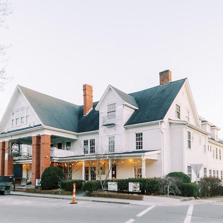 The Nuwray Hotel & Carriage House Burnsville 외부 사진
