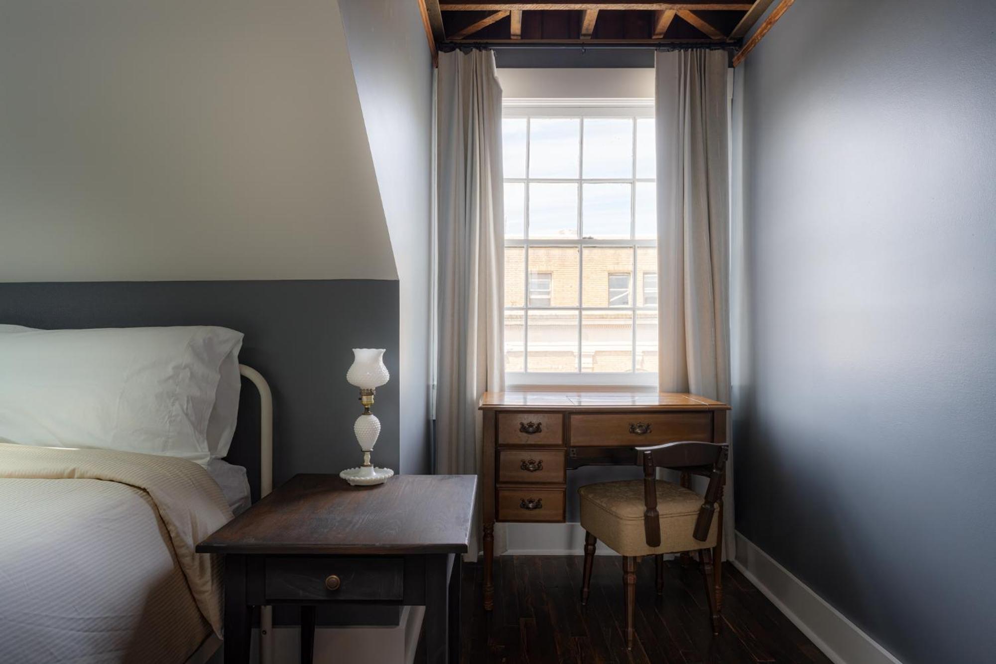 The Nuwray Hotel & Carriage House Burnsville 외부 사진