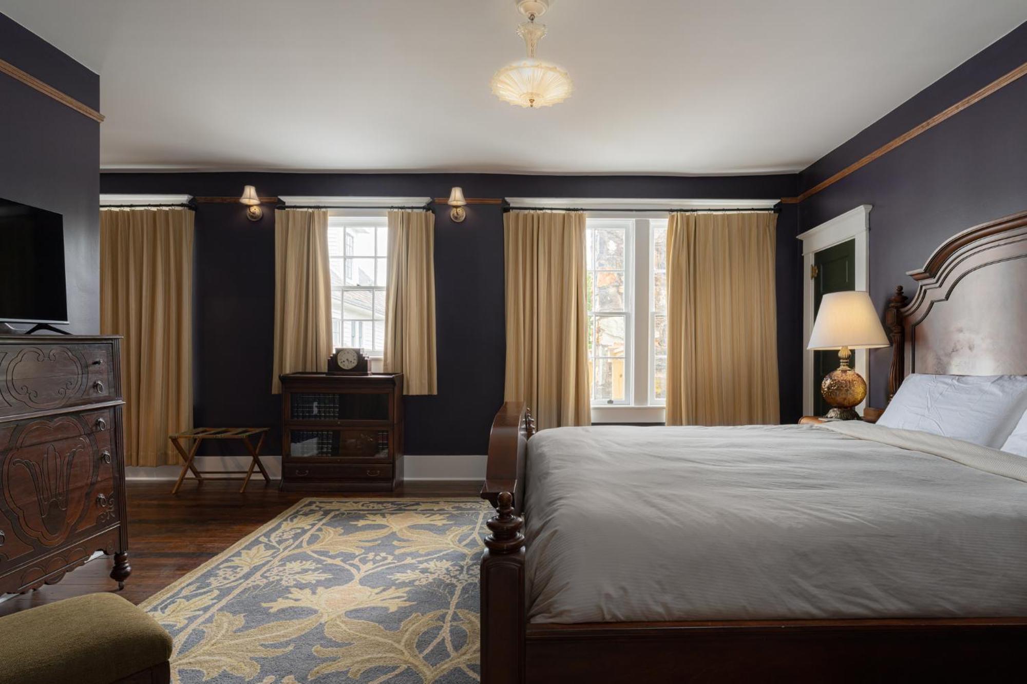 The Nuwray Hotel & Carriage House Burnsville 외부 사진