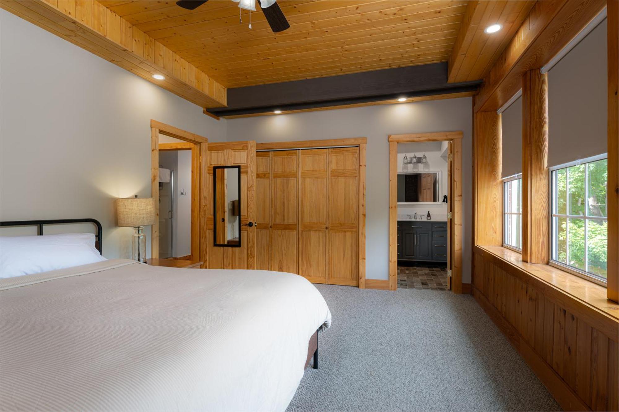 The Nuwray Hotel & Carriage House Burnsville 외부 사진